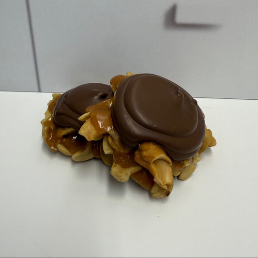 Cashew Caramel Nut Cluster (Jumbo) - Milk Chocolate