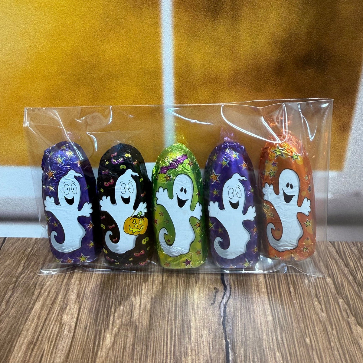 5 Little Ghosts (Milk Chocolate)